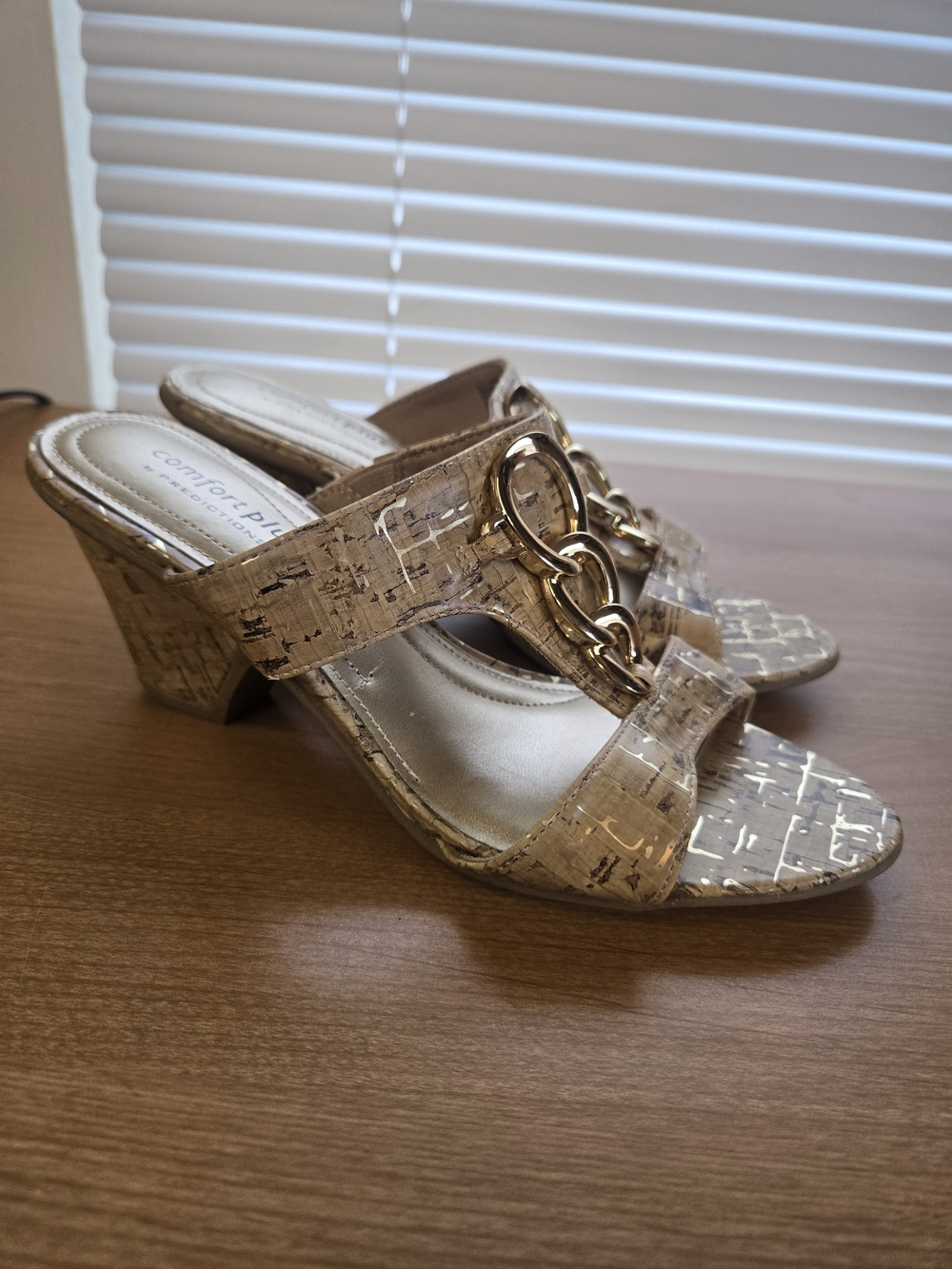 Predictions Beige Cork-Print Chain Mules